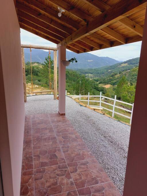 Cabana Recanto Do Arruda Para Casal Em Aguas Mornas Екстериор снимка