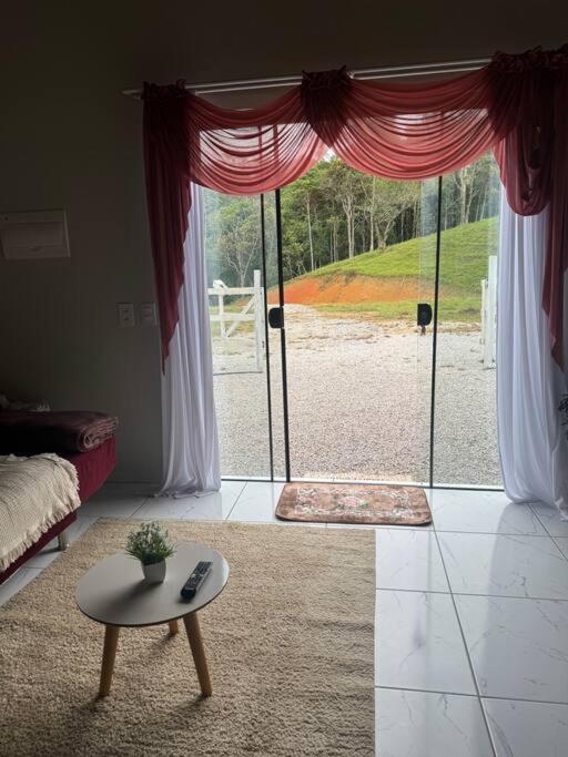 Cabana Recanto Do Arruda Para Casal Em Aguas Mornas Екстериор снимка