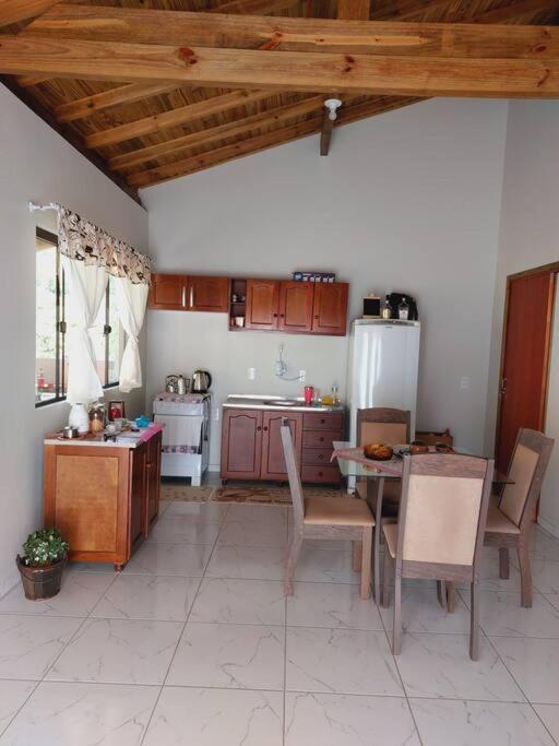 Cabana Recanto Do Arruda Para Casal Em Aguas Mornas Екстериор снимка